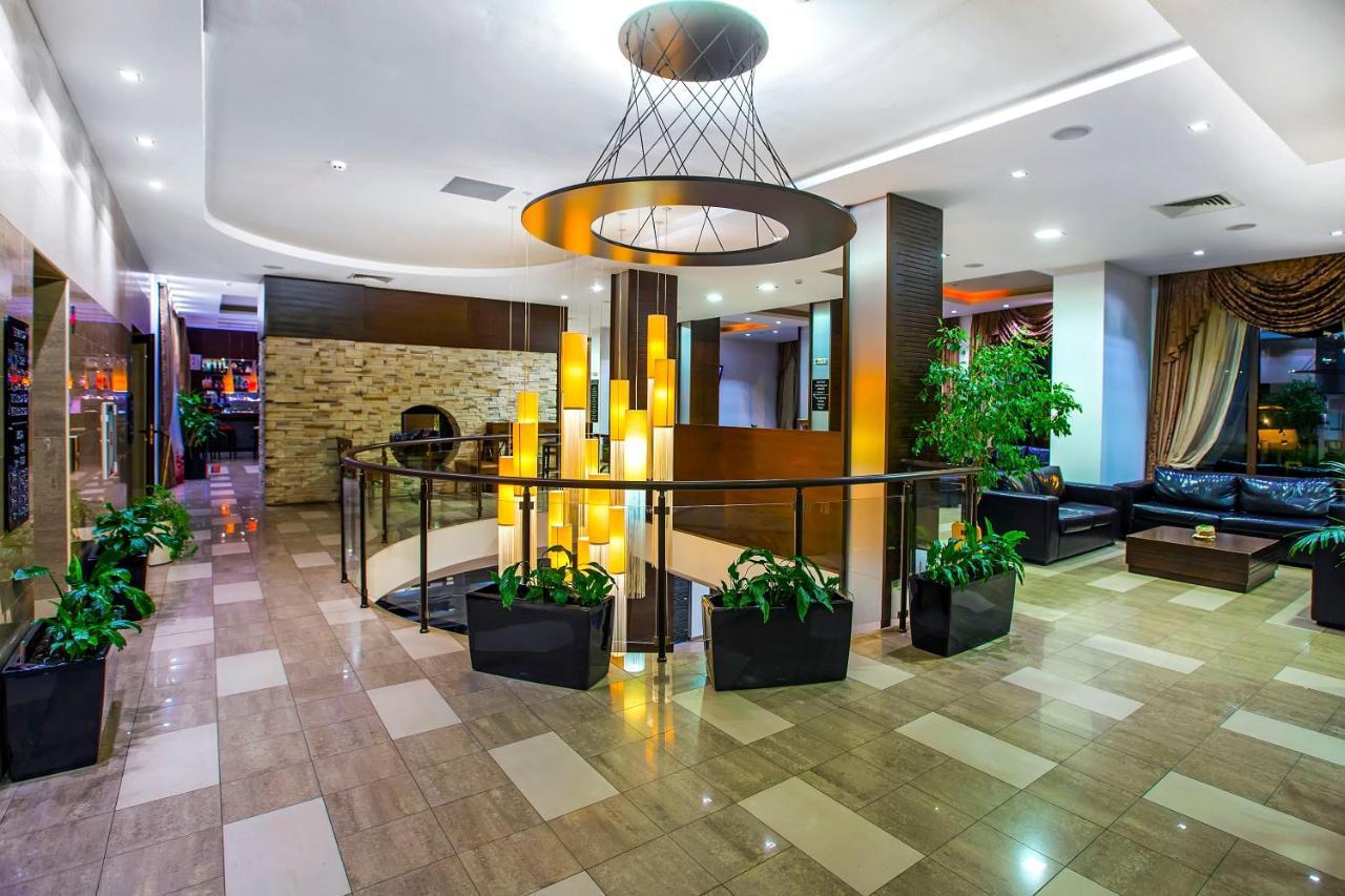 Murite Park Hotel Razlog Exteriör bild